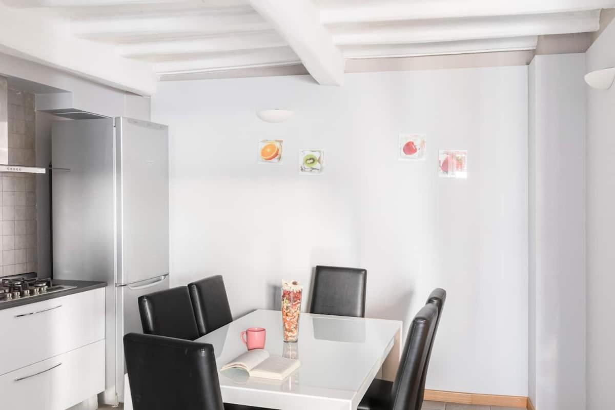 Spanish Steps House Vittoria Рим Экстерьер фото