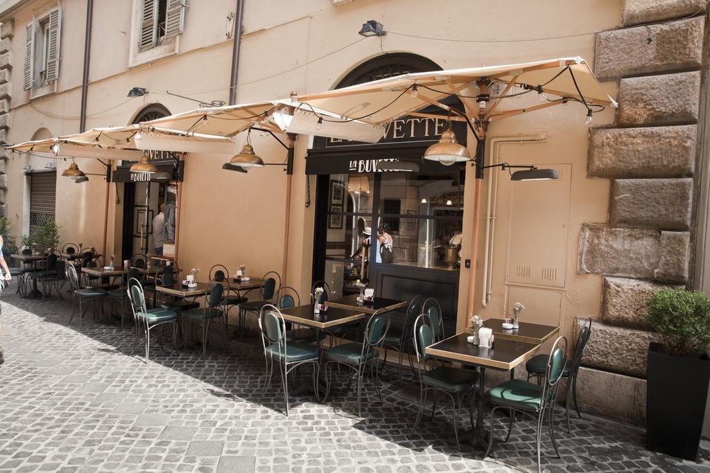 Spanish Steps House Vittoria Рим Номер фото